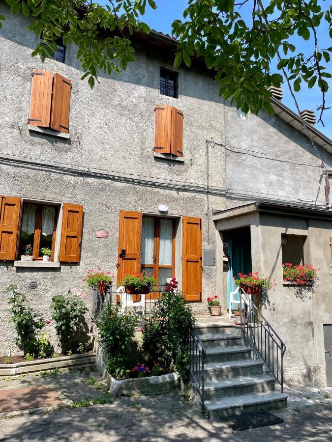 Casa Vacanze Ca' Di Lucchini San Benedetto Val di Sambro ภายนอก รูปภาพ